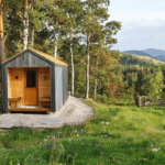 Sauna Alice avarassa maisemassa